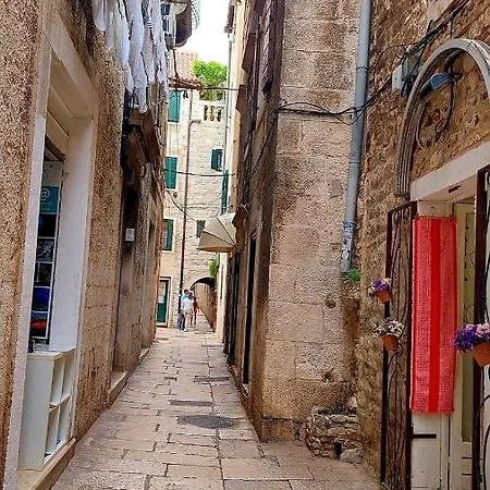 Golden Dream In Diocletian Palace Apartment Split