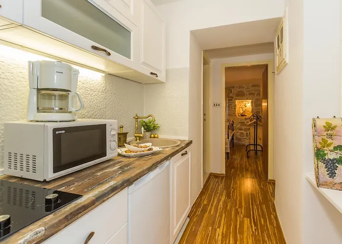 Golden Dream In Diocletian Palace *